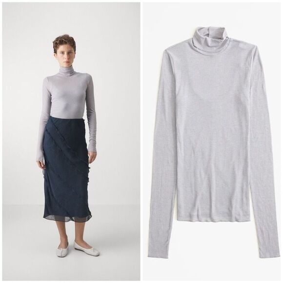 Abercrombie & Fitch Sheer Rib Turtleneck Top Size XS - Picture 1 of 7
